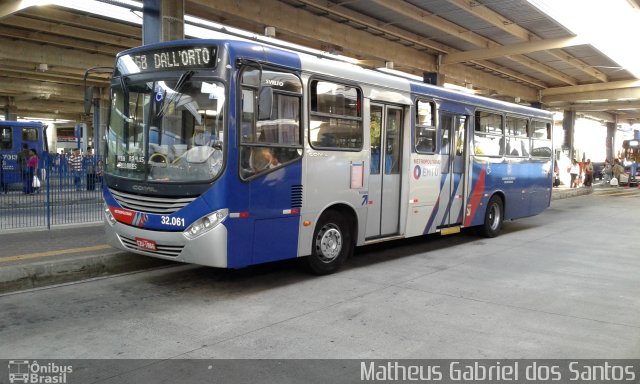 Auto Viação Ouro Verde 32.061 na cidade de Campinas, São Paulo, Brasil, por Matheus Gabriel dos Santos. Número da foto: #4311906.