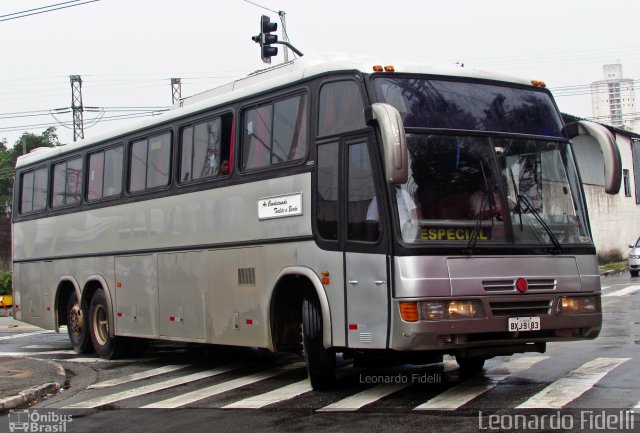 Ônibus Particulares BXJ9183 na cidade de São Paulo, São Paulo, Brasil, por Leonardo Fidelli. Número da foto: #4314774.
