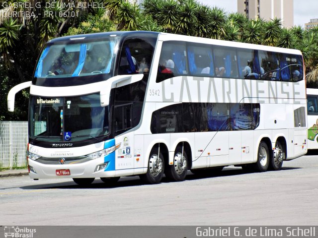 Auto Viação Catarinense 3542 na cidade de Curitiba, Paraná, Brasil, por Gabriel Giacomin de Lima. Número da foto: #4316801.