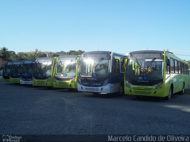 Santo Antônio Transportes Niterói 2.2.056 na cidade de Niterói, Rio de Janeiro, Brasil, por Marcelo Candido de Oliveira. Número da foto: #4316472.