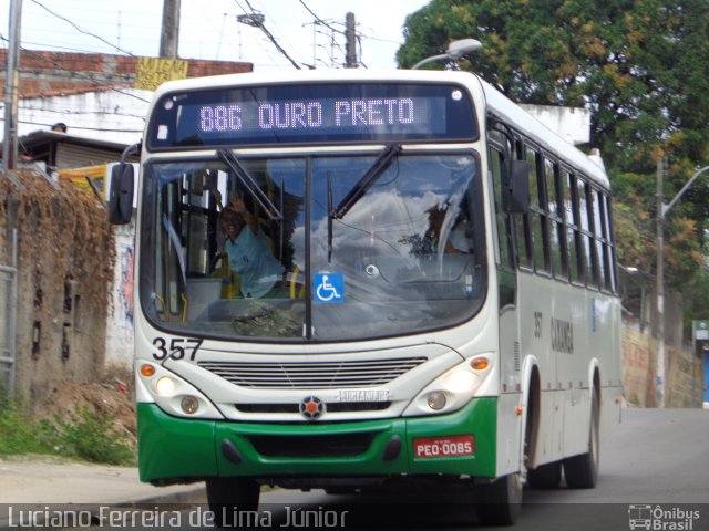 Rodoviária Caxangá 357 na cidade de Olinda, Pernambuco, Brasil, por Luciano Ferreira de Lima Júnior. Número da foto: #4315517.