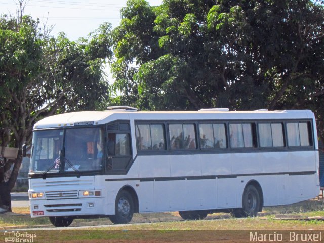 Ônibus Particulares 3779 na cidade de Abadiânia, Goiás, Brasil, por Marcio  Bruxel. ID da foto: 4315872.