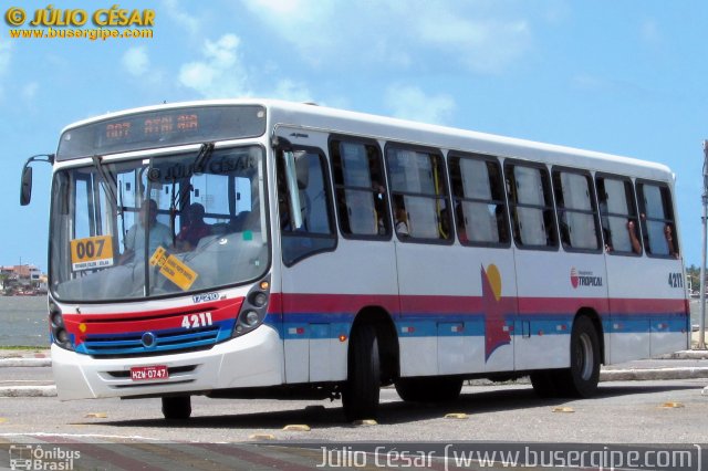 Transporte Tropical 4211 na cidade de Aracaju, Sergipe, Brasil, por Julio Cesar  Barbosa Martins. Número da foto: #4316941.