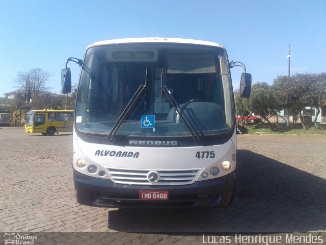 Transportes Alvorada 4775 na cidade de Guarapuava, Paraná, Brasil, por Lucas Henrique Mendes. Número da foto: #4318582.