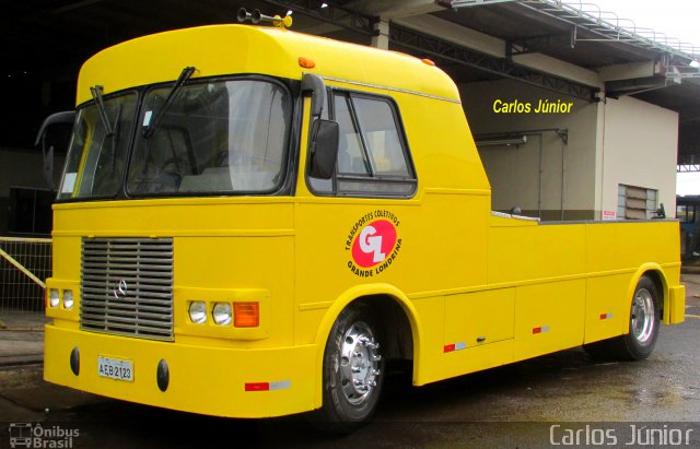 TCGL - Transportes Coletivos Grande Londrina GUINCHO na cidade de Londrina, Paraná, Brasil, por Carlos Júnior. Número da foto: #4319119.