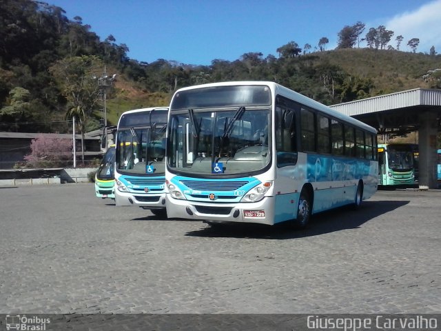 Expresso Pinto e Palma 007 na cidade de Nova Friburgo, Rio de Janeiro, Brasil, por Giuseppe Carvalho. Número da foto: #4319032.