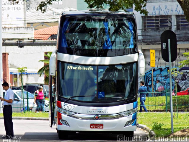 Auto Viação Catarinense 3507 na cidade de Curitiba, Paraná, Brasil, por Gabriel Giacomin de Lima. Número da foto: #4325799.