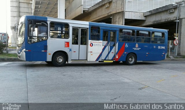 Auto Viação Ouro Verde 32.044 na cidade de Campinas, São Paulo, Brasil, por Matheus Gabriel dos Santos. ID da foto: 4325693.