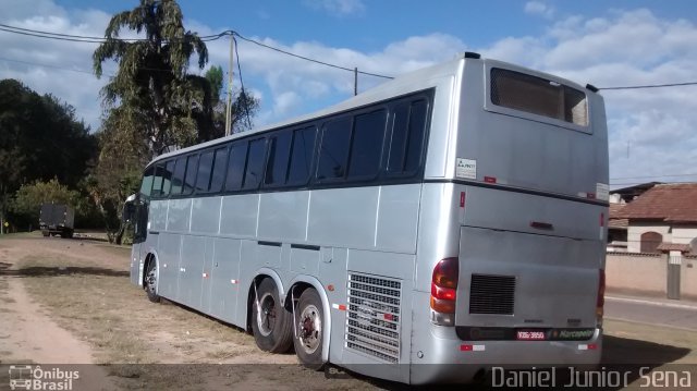 Ônibus Particulares 3850 na cidade de Itabirito, Minas Gerais, Brasil, por Daniel Junior Sena. ID da foto: 4327007.