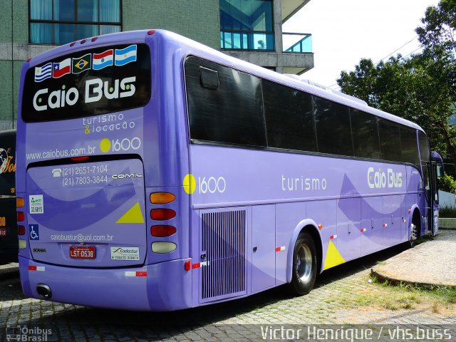 Caio Bus 1600 na cidade de Petrópolis, Rio de Janeiro, Brasil, por Victor Henrique. ID da foto: 4328088.