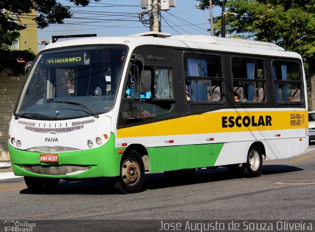 Escolares 8297 na cidade de Volta Redonda, Rio de Janeiro, Brasil, por José Augusto de Souza Oliveira. ID da foto: 4327419.