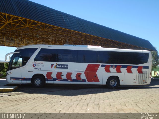 São João Votorantim - Sorotur Turismo 6600 na cidade de São Miguel Arcanjo, São Paulo, Brasil, por Luis Nunez. ID da foto: 4327908.