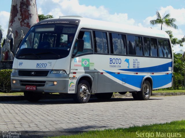 Boto Turismo 37 na cidade de Porto Seguro, Bahia, Brasil, por Sergio Marques . Número da foto: #4333048.