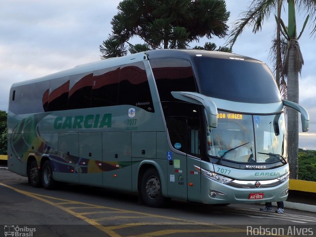 Viação Garcia 7077 na cidade de Londrina, Paraná, Brasil, por Robson Alves. Número da foto: #4331426.