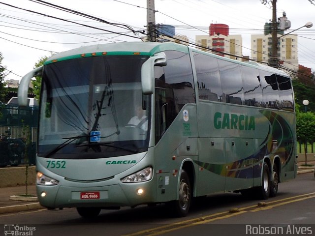 Viação Garcia 7552 na cidade de Londrina, Paraná, Brasil, por Robson Alves. ID da foto: 4333727.