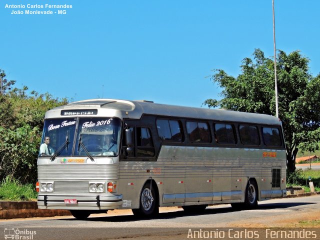 Boa Viagem Turismo 4500 na cidade de João Monlevade, Minas Gerais, Brasil, por Antonio Carlos Fernandes. ID da foto: 4333756.