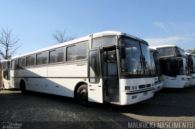 Empresa Gontijo de Transportes 9615 na cidade de Belo Horizonte, Minas Gerais, Brasil, por Maurício Nascimento. ID da foto: 4336172.