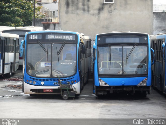 Sucata e Desmanches 1546 na cidade de Osasco, São Paulo, Brasil, por Caio  Takeda. Número da foto: #4339346.