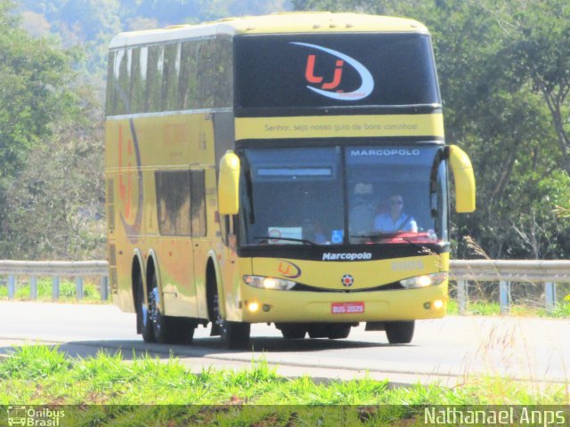 LJ Turismo 2005 na cidade de Itauçu, Goiás, Brasil, por Nathanael de Jesus  Azevedo. ID da foto: 4352381.