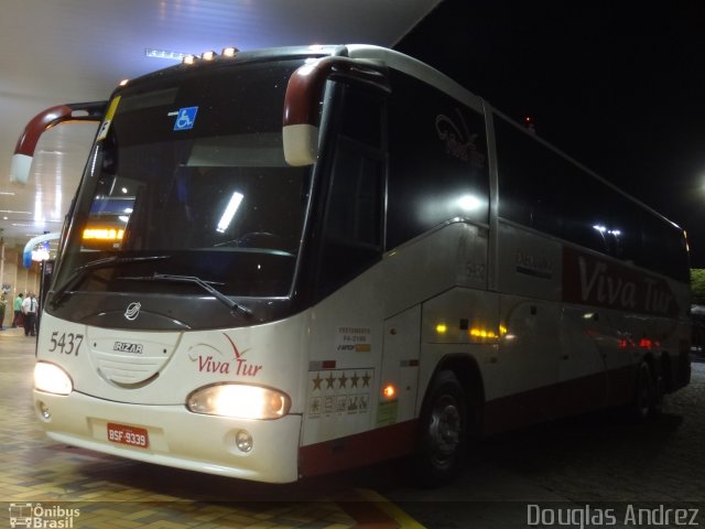 Viva Tur 5437 na cidade de São Carlos, São Paulo, Brasil, por Douglas Andrez. Número da foto: #4352683.