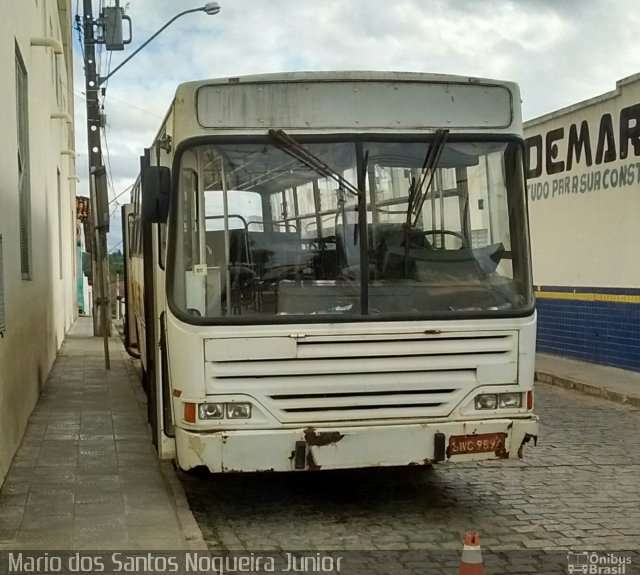 Escolares 8047 na cidade de Piritiba, Bahia, Brasil, por Mario dos Santos Nogueira Junior. Número da foto: #4295917.
