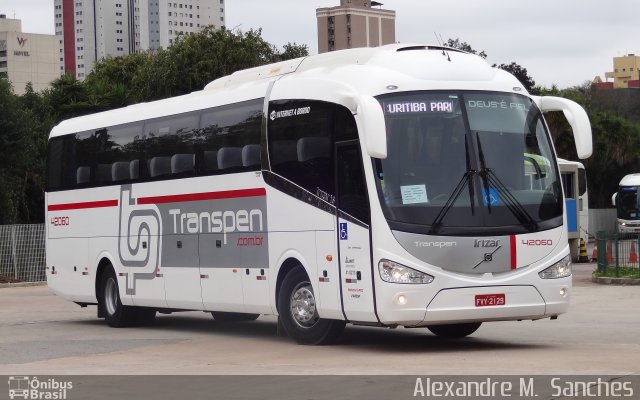 Transpen Transporte Coletivo e Encomendas 42060 na cidade de Curitiba, Paraná, Brasil, por Alexandre M.  Sanches. Número da foto: #4357006.