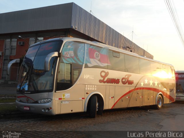 Luma Tur 7007 na cidade de Porto Alegre, Rio Grande do Sul, Brasil, por Lucas Pereira Bicca. ID da foto: 4356650.