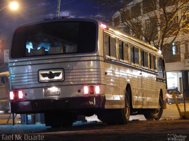 Ônibus Particulares GPC3647 na cidade de Divinópolis, Minas Gerais, Brasil, por Raphael José da Silva. Número da foto: #4360272.