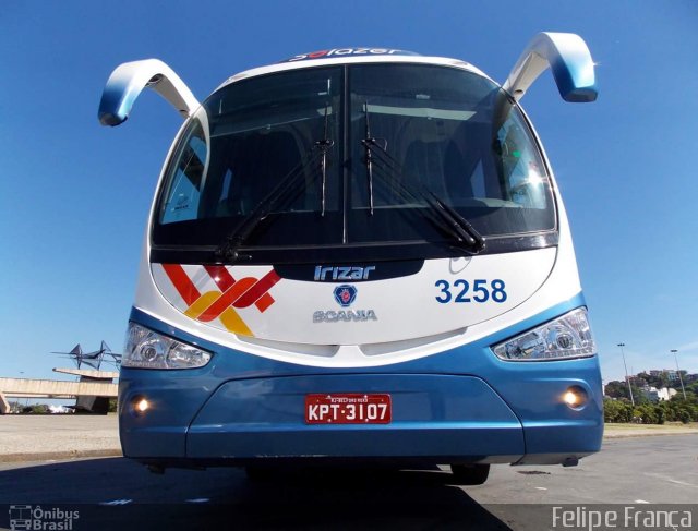 Solazer Transportes e Turismo 3258 na cidade de Rio de Janeiro, Rio de Janeiro, Brasil, por Felipe França. Número da foto: #4298359.