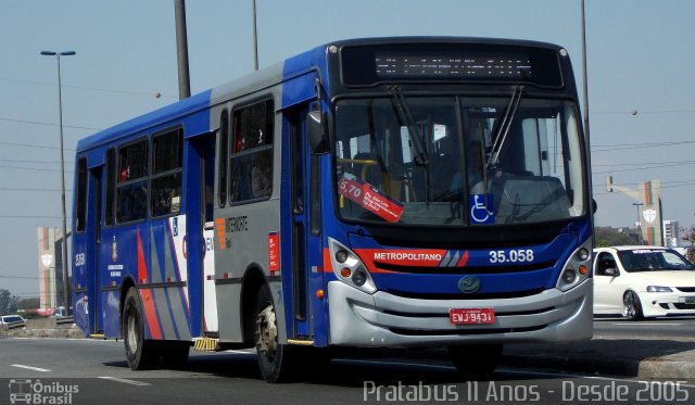 Real Transportes Metropolitanos 35.058 na cidade de São Paulo, São Paulo, Brasil, por Cristiano Soares da Silva. Número da foto: #4302869.