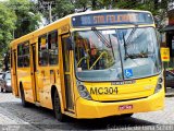 Auto Viação Mercês MC304 na cidade de Curitiba, Paraná, Brasil, por Gabriel Giacomin de Lima. Número da foto: #4302928.