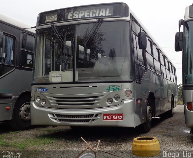 RST - Rodoviária Santa Terezinha 456 na cidade de São José, Santa Catarina, Brasil, por Diego Lip. Número da foto: #4305190.