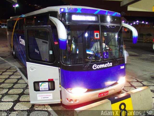 Viação Cometa 7669 na cidade de Santos, São Paulo, Brasil, por Adam Xavier Rodrigues Lima. Número da foto: #4308715.