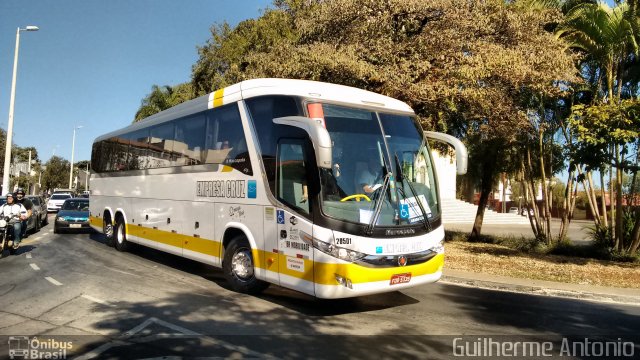 Empresa Cruz 20501 na cidade de Araxá, Minas Gerais, Brasil, por Guilherme Antonio. Número da foto: #4310432.