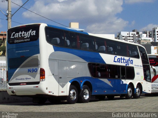 Lattyfa Turismo 1490 na cidade de Divinópolis, Minas Gerais, Brasil, por Gabriel Valladares. ID da foto: 4362356.