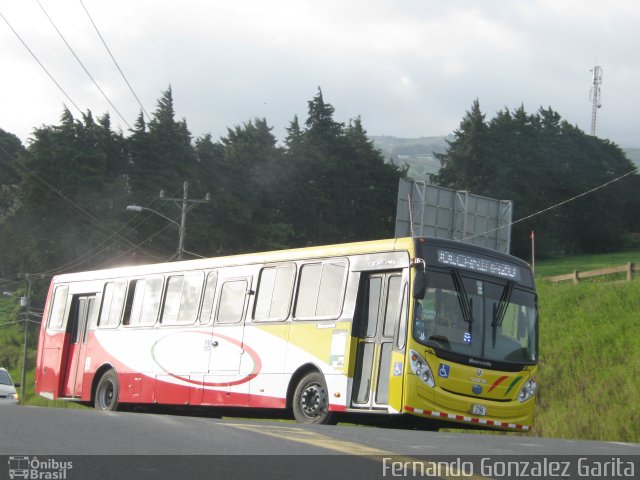 Buses Metropoli 00 na cidade de Brasília, Distrito Federal, Brasil, por Fernando Gonzalez Garita. Número da foto: #4384614.