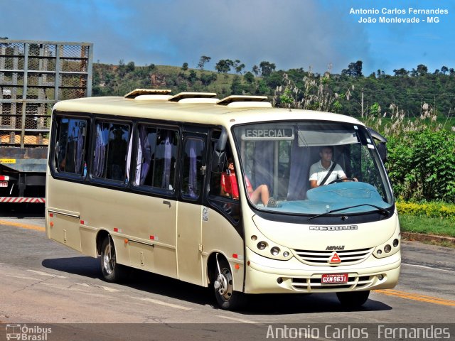 Ônibus Particulares 9631 na cidade de João Monlevade, Minas Gerais, Brasil, por Antonio Carlos Fernandes. Número da foto: #4384063.