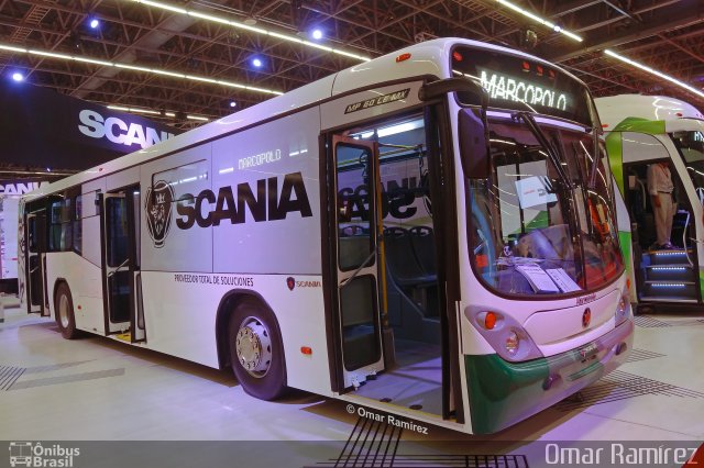 Scania K250UB - MP 60 LE MX - Expo ANPACT 2015 na cidade de Guadalajara, Jalisco, México, por Omar Ramírez Thor2102. ID da foto: 4384847.