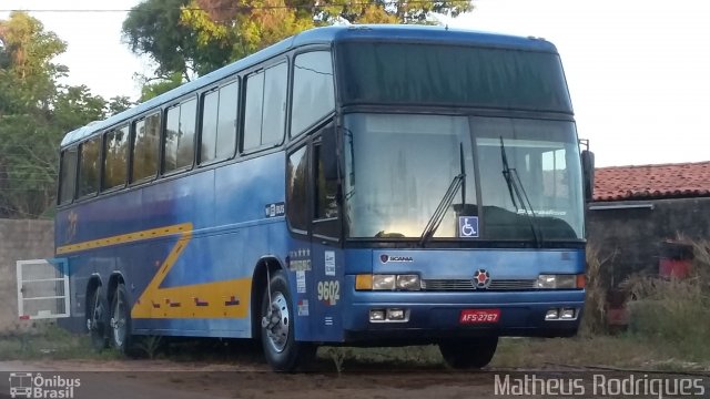 Ônibus Particulares 9602 na cidade de Altos, Piauí, Brasil, por Francisco Matheus Rodrigues Martins . ID da foto: 4385879.