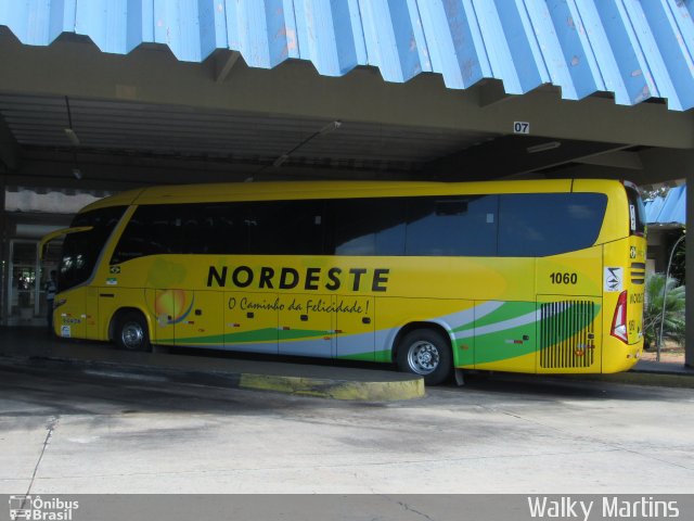 Viação Nordeste 1060 na cidade de Natal, Rio Grande do Norte, Brasil, por Walky Martins Nascimento. Número da foto: #4389331.