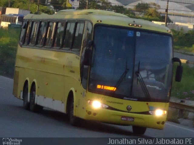 Viação Itapemirim 8027 na cidade de Jaboatão dos Guararapes, Pernambuco, Brasil, por Jonathan Silva. ID da foto: 4390792.