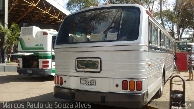 Ônibus Particulares GPC3647 na cidade de Divinópolis, Minas Gerais, Brasil, por Marcos Paulo de Souza Alves. Número da foto: #4390428.