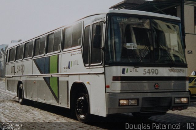 UTIL - União Transporte Interestadual de Luxo 5490 na cidade de Rio de Janeiro, Rio de Janeiro, Brasil, por Douglas Paternezi. ID da foto: 4394698.