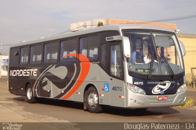 Expresso Nordeste 4670 na cidade de Cascavel, Paraná, Brasil, por Douglas Paternezi. Número da foto: #4398008.
