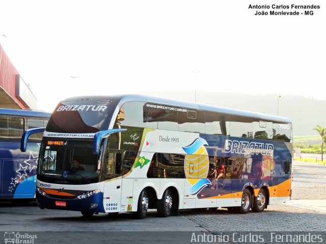 Brizatur 7500 na cidade de João Monlevade, Minas Gerais, Brasil, por Antonio Carlos Fernandes. Número da foto: #4400856.