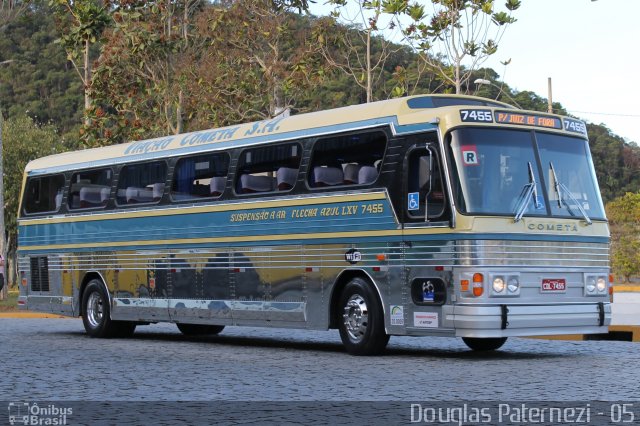 Viação Cometa 7455 na cidade de Juiz de Fora, Minas Gerais, Brasil, por Douglas Paternezi. Número da foto: #4363515.