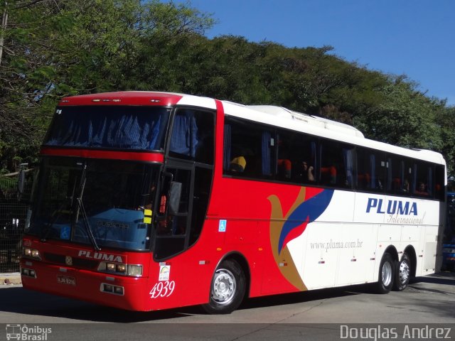 Pluma Conforto e Turismo 4939 na cidade de São Paulo, São Paulo, Brasil, por Douglas Andrez. Número da foto: #4365629.