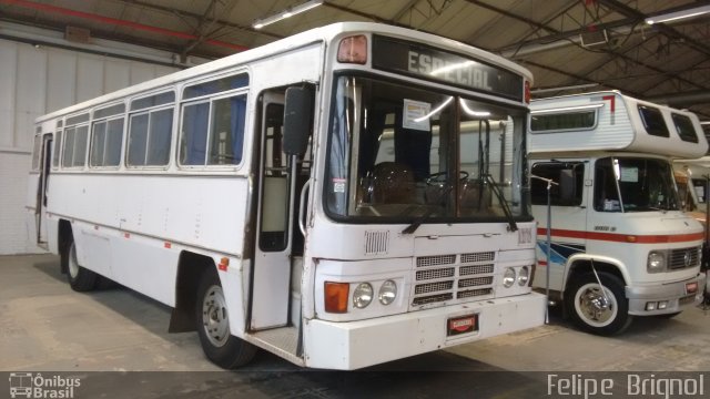 Ônibus Particulares 7472 na cidade de Novo Hamburgo, Rio Grande do Sul, Brasil, por Felipe  Brignol. Número da foto: #4403790.