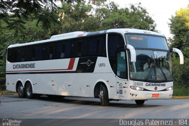 Auto Viação Catarinense 2806 na cidade de São Paulo, São Paulo, Brasil, por Douglas Paternezi. Número da foto: #4406848.