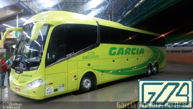Viação Garcia 7729 na cidade de São Paulo, São Paulo, Brasil, por Guilherme Esteves Peruzzi. Número da foto: #4414838.